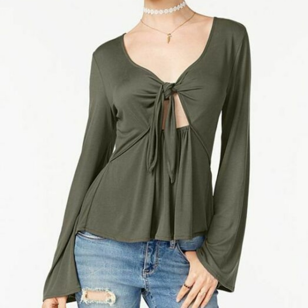 NWT American Rag Cutout Top